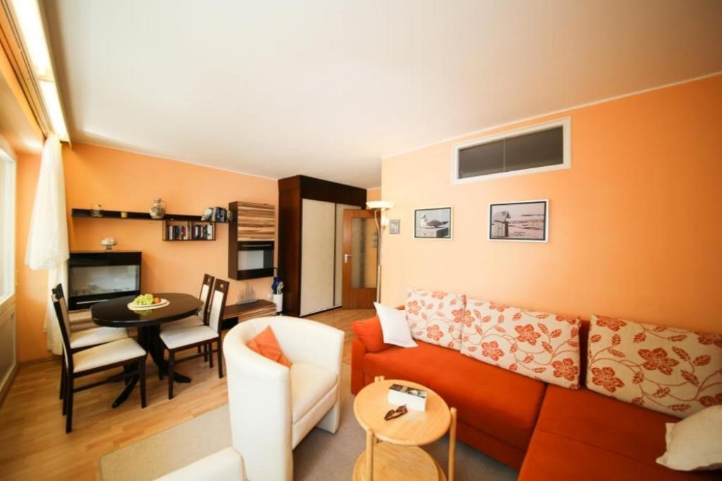 Ferienwohnung Strandhotel シャルボイツ エクステリア 写真